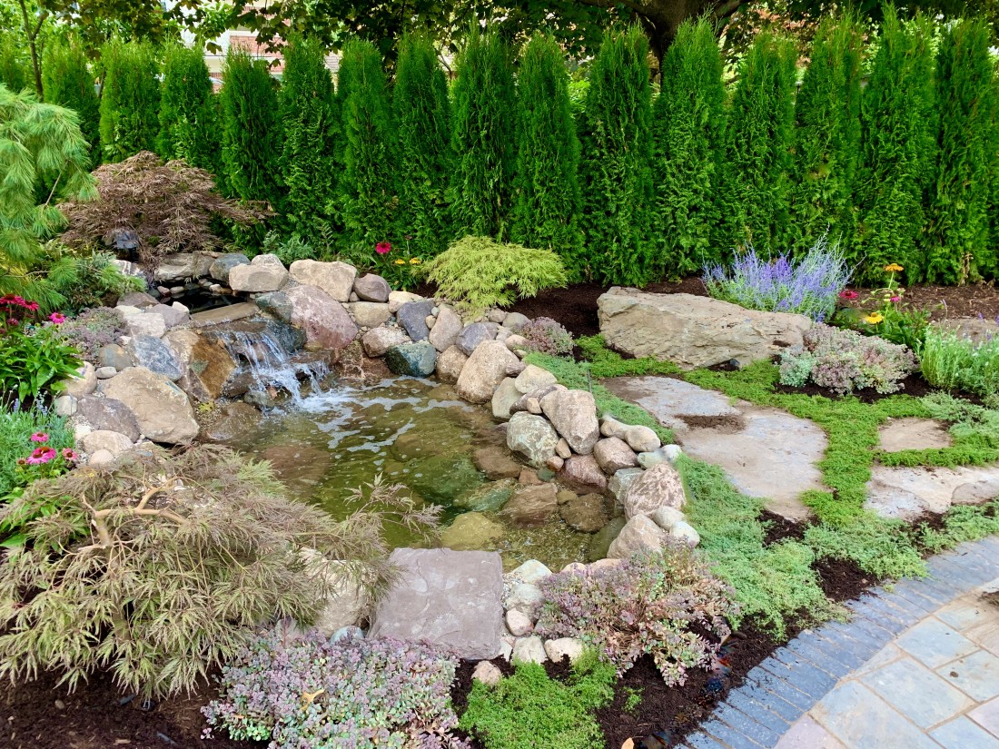 Custom Water Features in Oakland County: Birmingham, Bloomfield, Northville | Custom Environments - IMG_3018